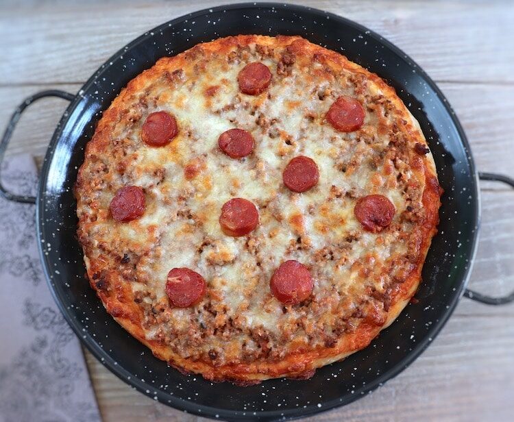meat-chourico-pizza-01-7226233