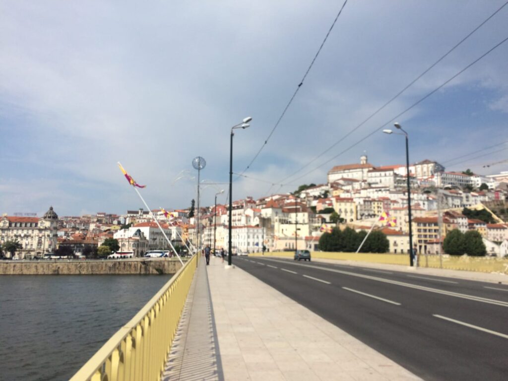 Риомонда-посетитель-Коимбра-Португалия-туризм
