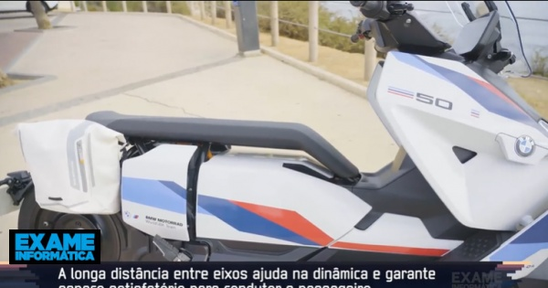 BMW CE 04 电动滑板车的视频回顾