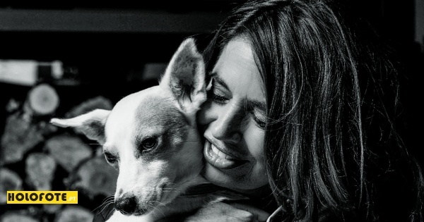 Bárbara Guimarães de plus en plus amoureuse de son chien sauvé