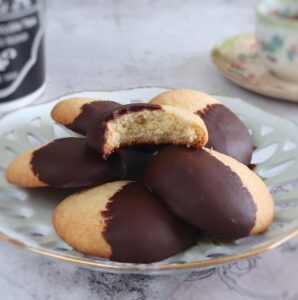 çikolataya batırılmış-kurabiye-kurabiye-1-2501298-2406249-jpg