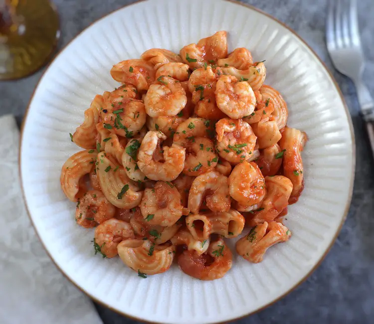 shrimp-macaroni-1-1805343-7702060-jpg