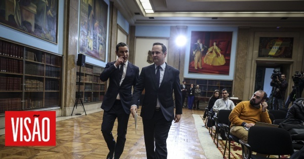 40415836_wm-1016301-8677065-jpg