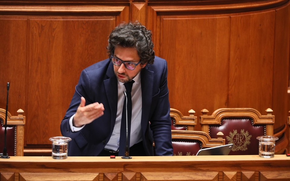 hugo-santos-mendes-5291359-5257362-jpg