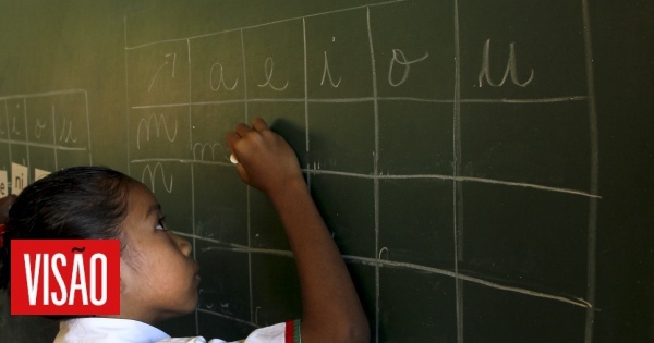 les-enseignants-du-prescolaire-et-du-1er-cycle-peuvent-arreter